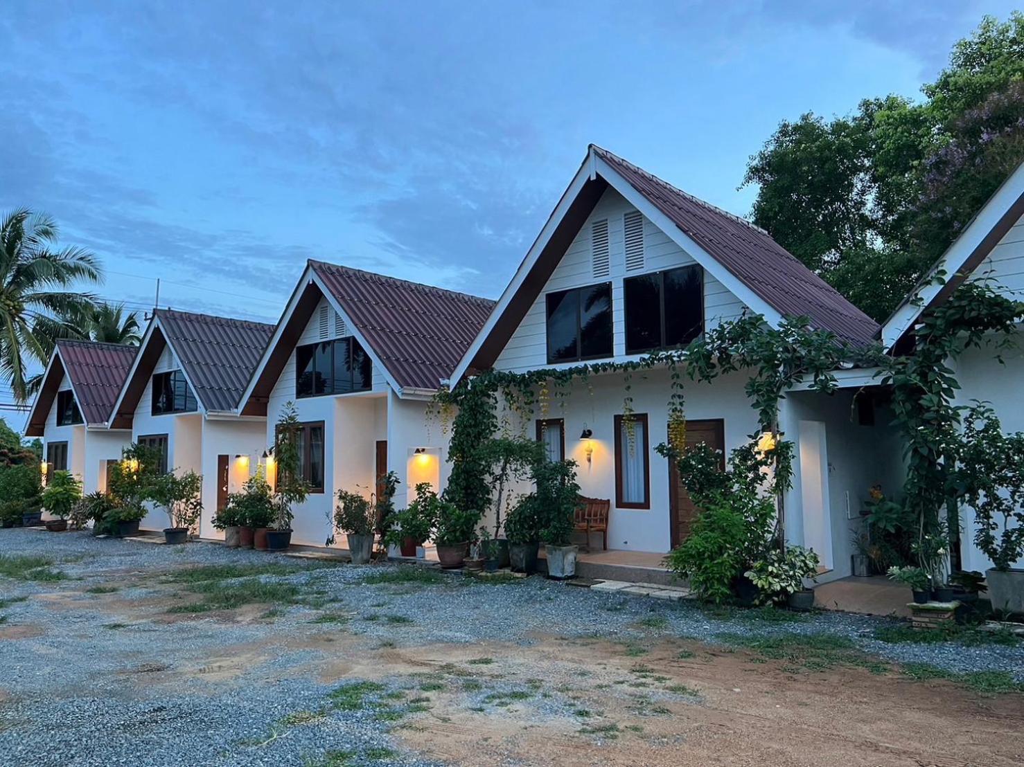 ครูหนูบ้านพัก แหลมงอบ Krunou Baanpak Trat Exterior foto